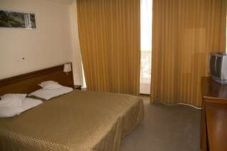Отель Seven Hotel Клуж-Напока Двухместный номер с 1 кроватью или 2 отдельными кроватями-12